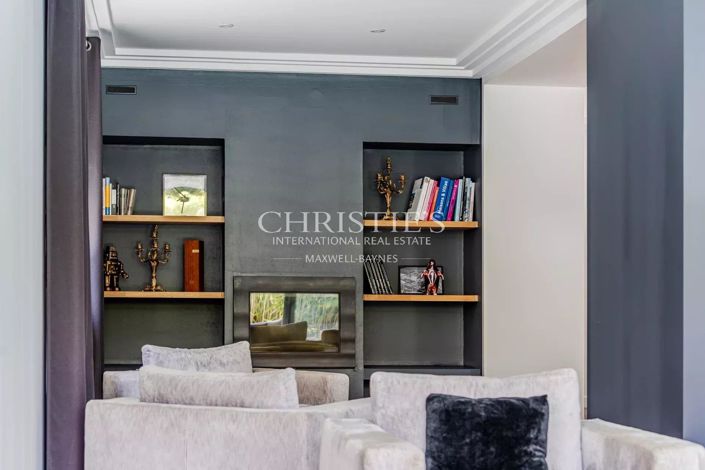 Image No.23-5 Bed House for sale