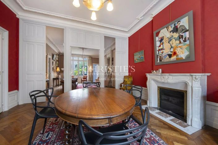 Image No.2-5 Bed House for sale