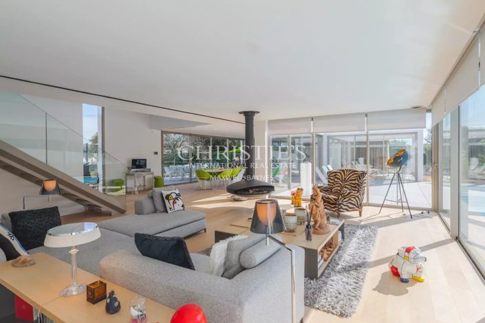 Image No.13-4 Bed House for sale