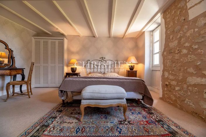 Image No.17-13 Bed House for sale