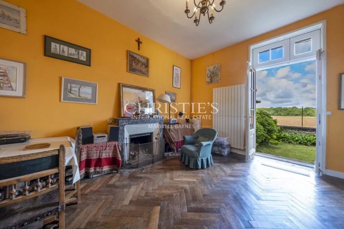 Image No.10-14 Bed House for sale