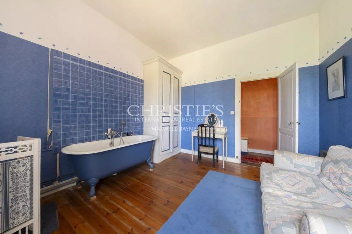 Image No.31-14 Bed House for sale