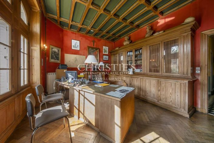 Image No.9-14 Bed House for sale