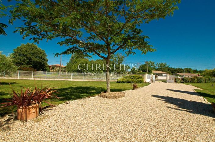 Image No.18-3 Bed House for sale