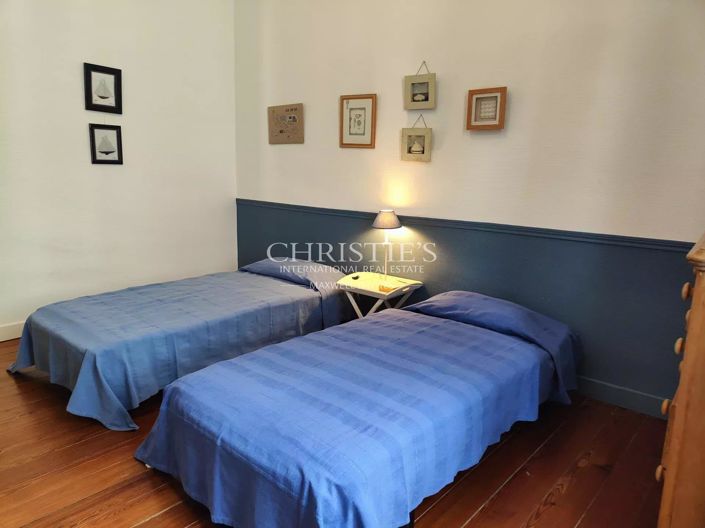 Image No.11-4 Bed House for sale