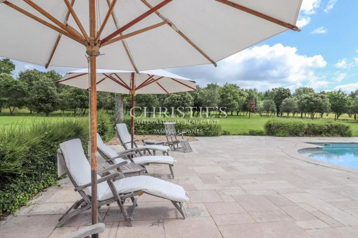 Image No.3-10 Bed House for sale