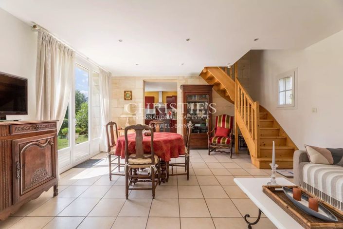 Image No.25-6 Bed House for sale