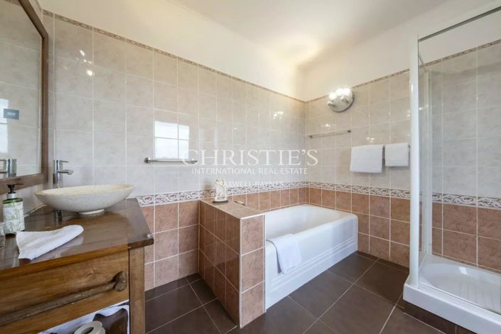 Image No.18-House for sale