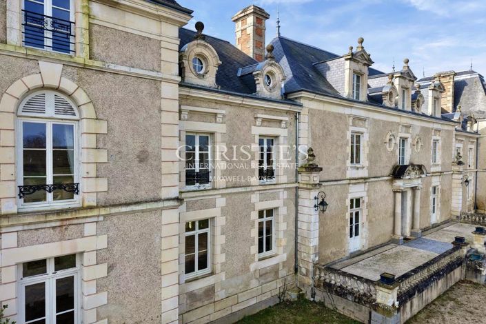 Image No.13-10 Bed House for sale