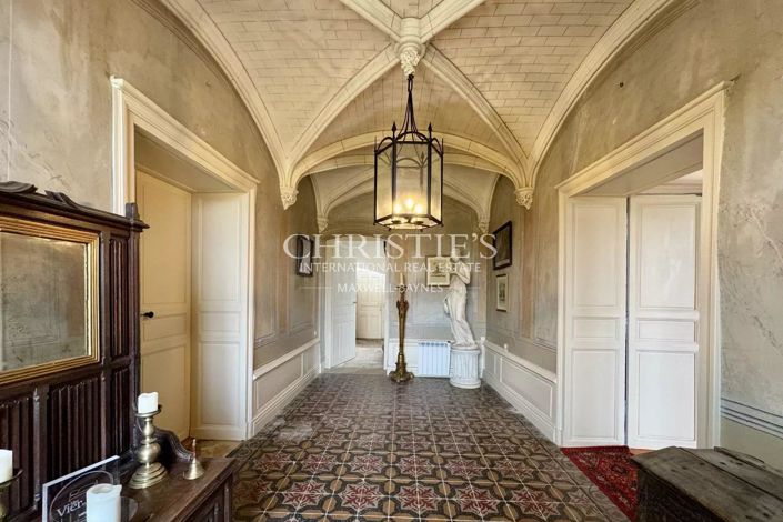 Image No.14-10 Bed House for sale