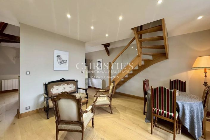 Image No.39-10 Bed House for sale