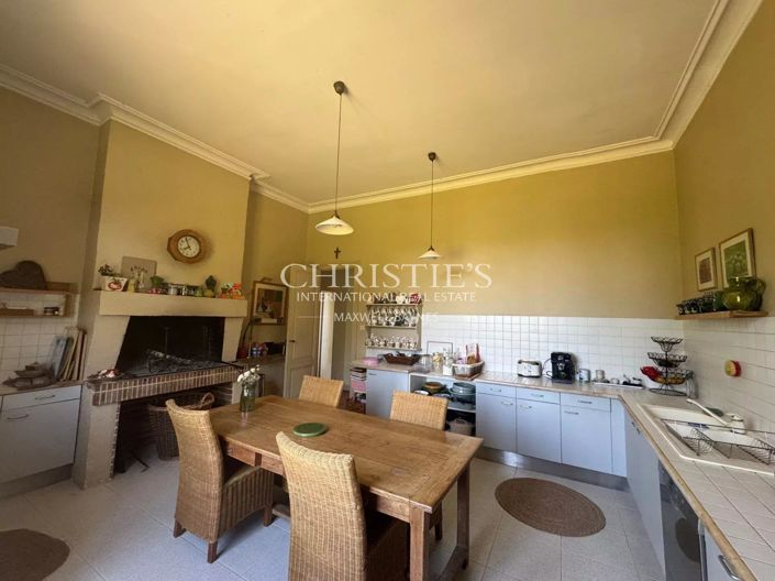 Image No.10-4 Bed House for sale