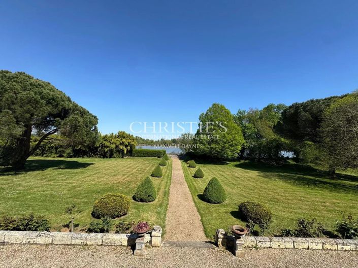 Image No.27-4 Bed House for sale