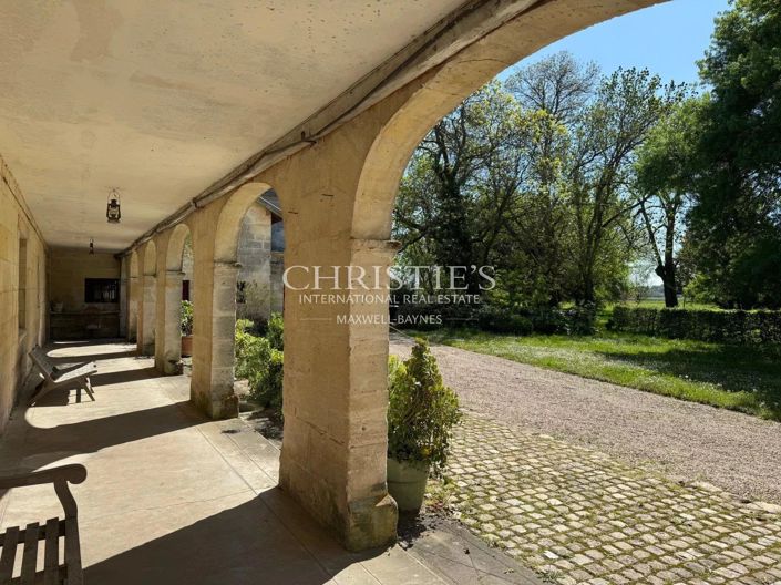 Image No.3-4 Bed House for sale