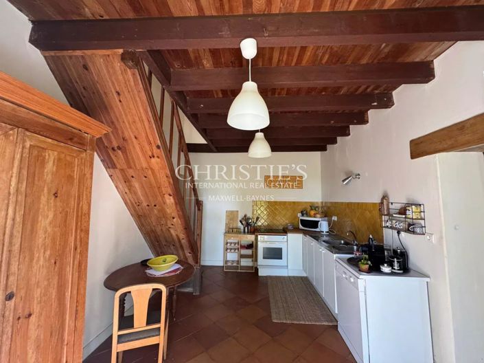 Image No.31-4 Bed House for sale