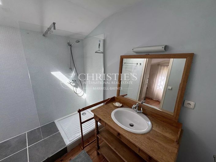 Image No.32-4 Bed House for sale