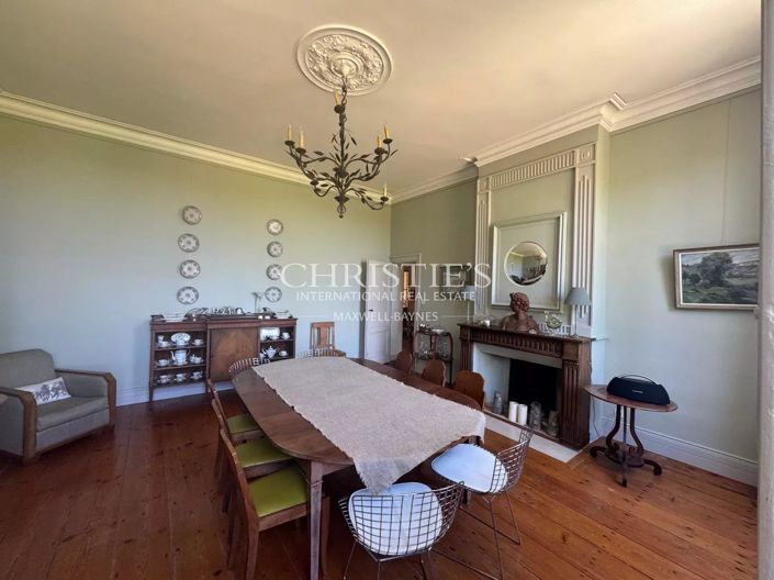 Image No.8-4 Bed House for sale