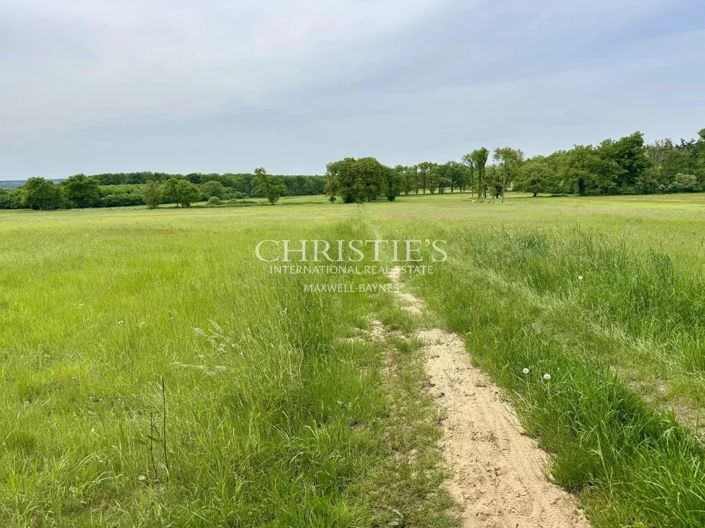 Image No.22-18 Bed House for sale