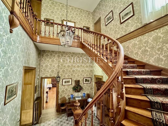 Image No.3-18 Bed House for sale