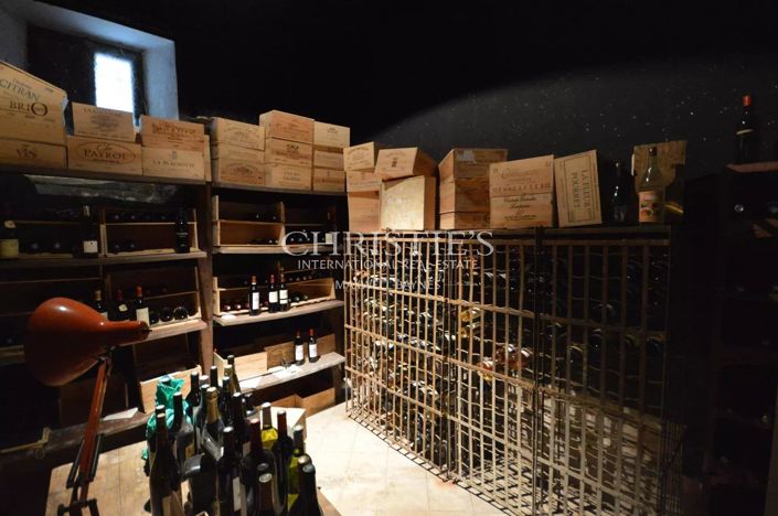 Image No.17-9 Bed House for sale