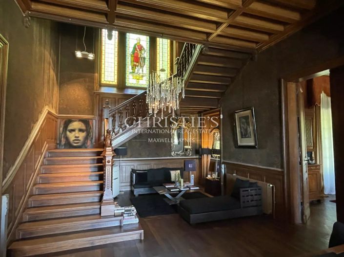 Image No.8-9 Bed House for sale