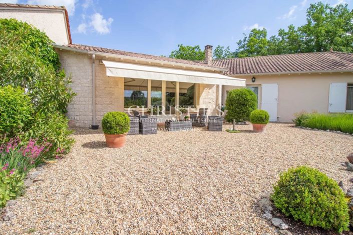 Image No.6-4 Bed House for sale