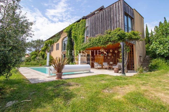 Image No.16-5 Bed House for sale