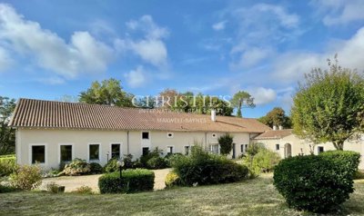 5 Bed House for sale