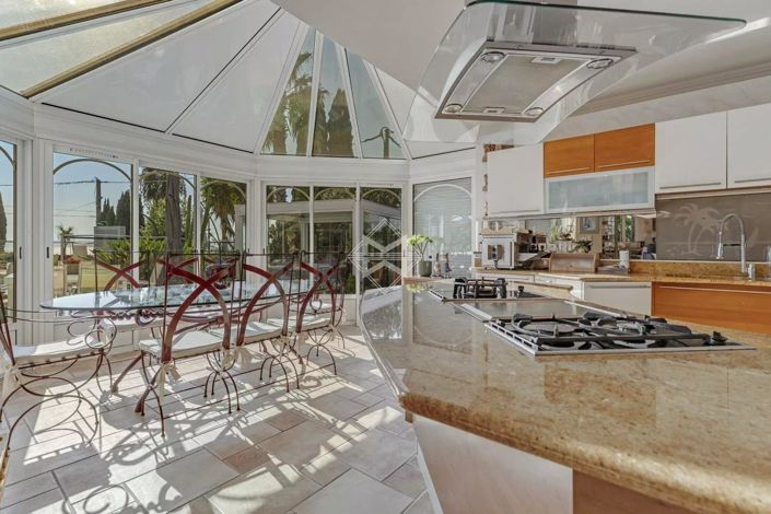 Image No.6-7 Bed House for sale