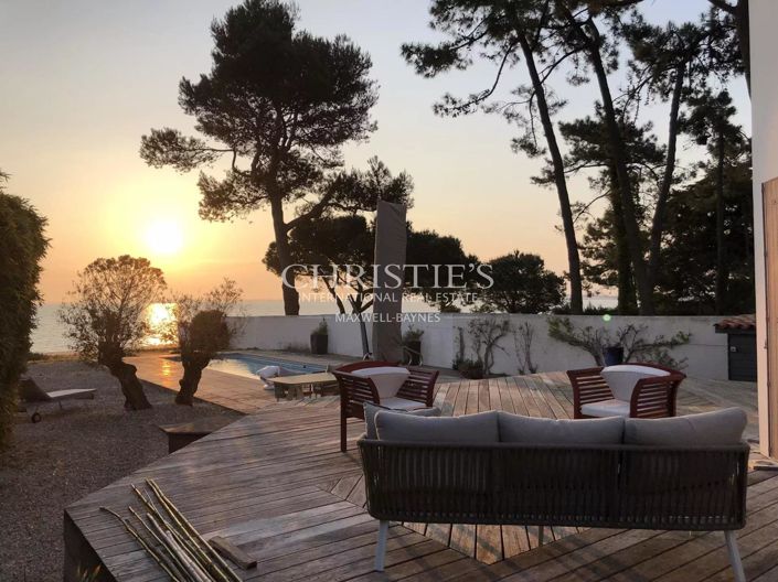 Image No.4-4 Bed House for sale