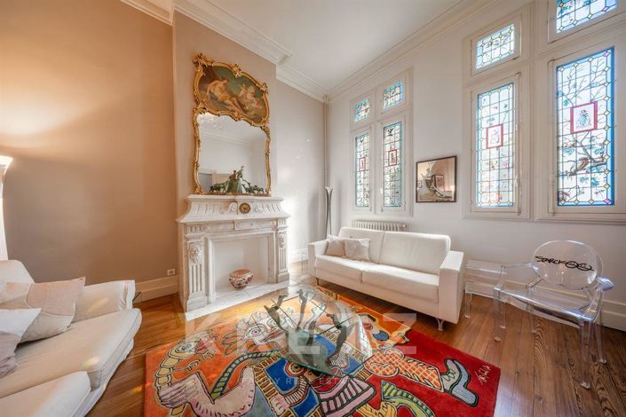 Image No.4-6 Bed House for sale