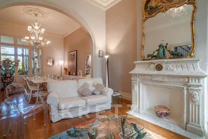 Image No.6-6 Bed House for sale