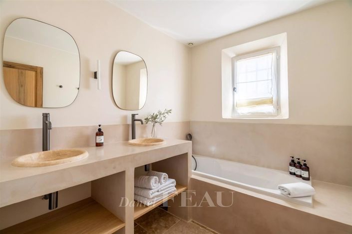 Image No.15-4 Bed House for sale