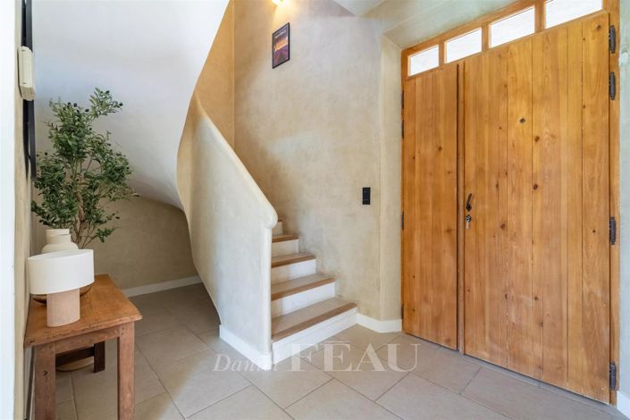 Image No.5-4 Bed House for sale