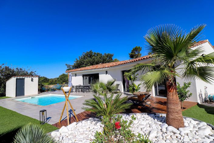 Image No.1-4 Bed House for sale