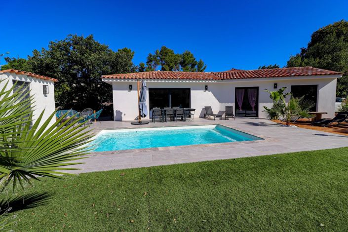 Image No.2-4 Bed House for sale