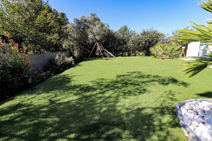 Image No.4-4 Bed House for sale