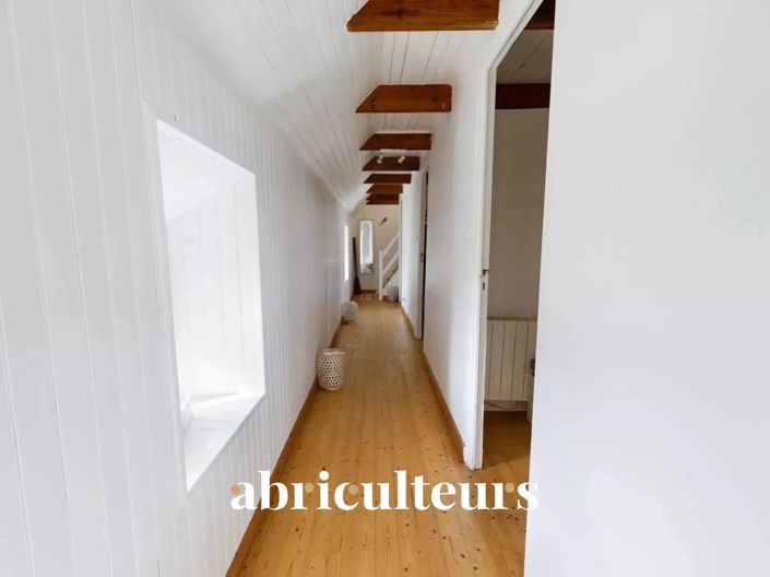 Image No.9-5 Bed House for sale