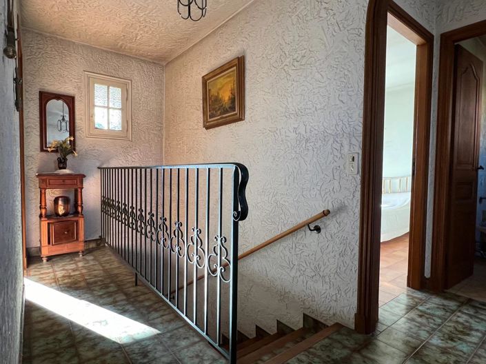 Image No.12-3 Bed House for sale