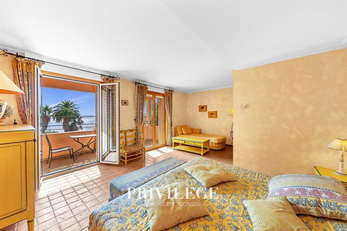 Image No.15-10 Bed House for sale