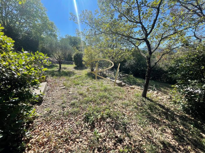 Image No.10-3 Bed House for sale