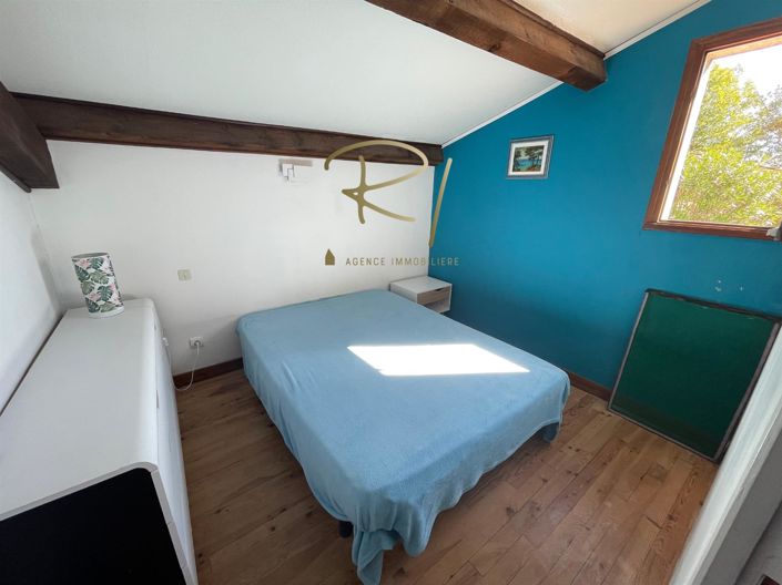 Image No.11-3 Bed House for sale