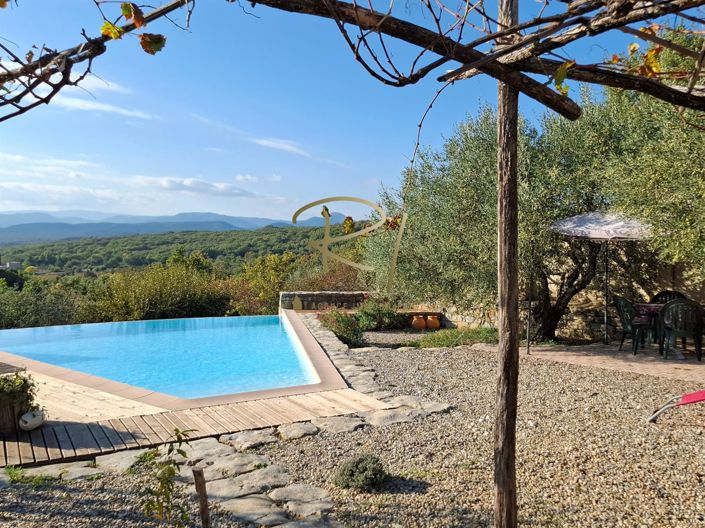 Image No.11-5 Bed House for sale