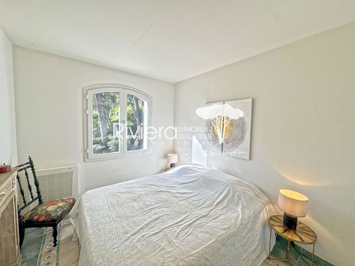 Image No.17-4 Bed House for sale