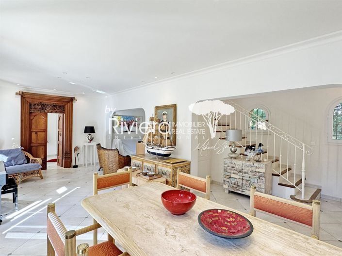 Image No.9-4 Bed House for sale