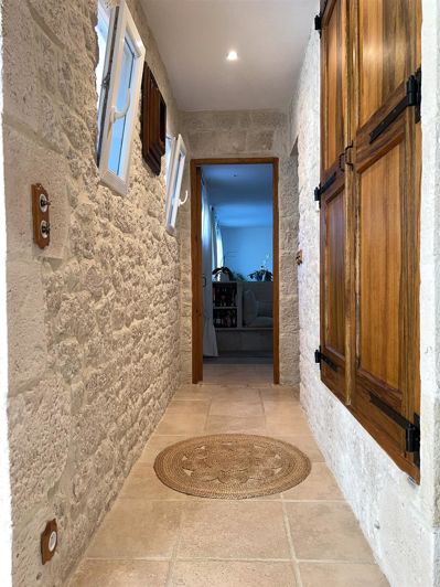 Image No.14-3 Bed House for sale