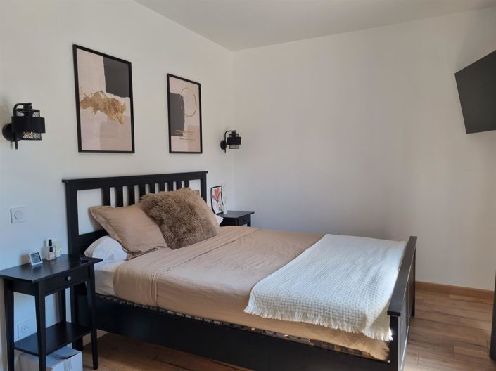 Image No.13-4 Bed House for sale