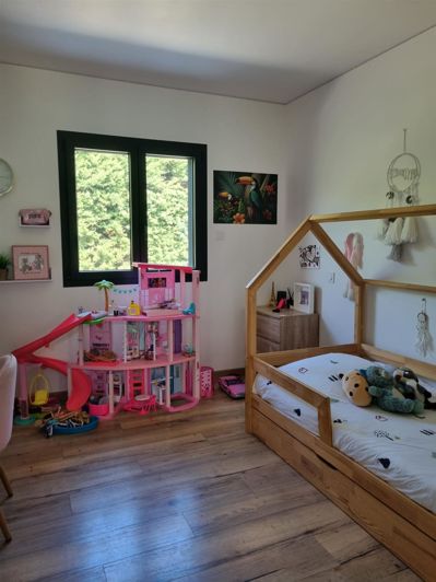 Image No.14-4 Bed House for sale