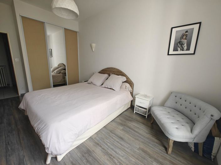 Image No.13-3 Bed House for sale