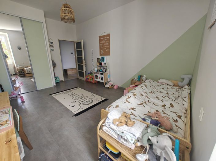 Image No.15-3 Bed House for sale